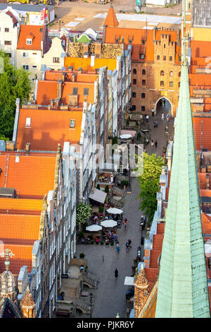 Gdansk, vista dalla Chiesa di S. Maria, a capanna case di mercanti, città principale, la città vecchia di Danzica Danzica, Pomorskie, voivodato di Pomerania, Polonia Foto Stock