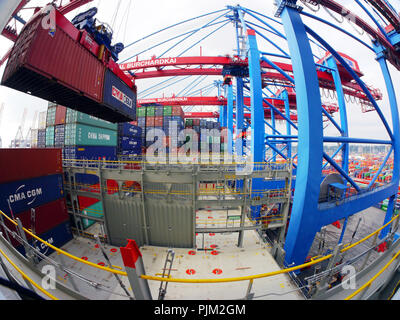 Nave container TEU 18.000 Foto Stock