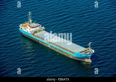 Nave da carico Elise giacenti nelle strade nella baia di Lubecca, del Mar Baltico e della baia di Lubecca, città anseatica, Germania Foto Stock