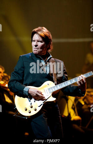 John Fogerty alla notte del Prom concerto di Anversa (Belgio, 28/10/2010) Foto Stock