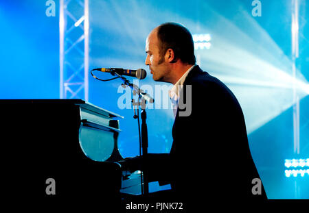 Jan Vandecasteele presso la Radio 1 Sessies (Belgio, 13/10/2010) Foto Stock