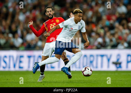 Jesse Lingard di Inghilterra e Isco di Spagna durante la UEFA Nazioni Classifica Campionato un gruppo 4 match tra Inghilterra e Spagna allo Stadio di Wembley l'8 settembre 2018 a Londra, Inghilterra. (Foto di Daniel Chesterton/phcimages.com) Foto Stock