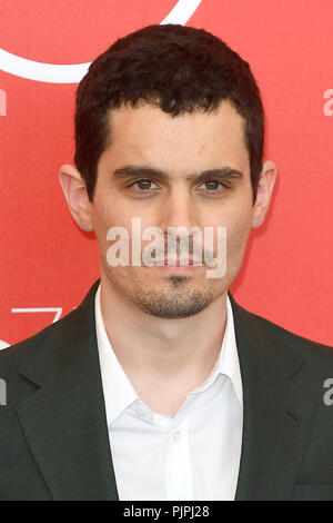 Damien Chazelle assiste un photocall per primo uomo durante il settantacinquesimo Venice Film Festival presso la Sala Casinò di Venezia. 29 agosto 2018 © Paul Treadway Foto Stock