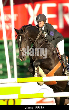 La North American, Abete Prati, giugno 2002, Encana ponticello aperto, Beezie Madden (USA) Sentenza di equitazione Foto Stock