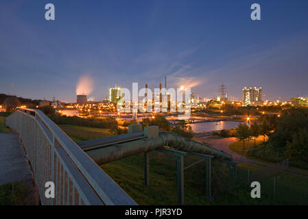 Vista da una diga in Duisburg, Germania. Foto Stock