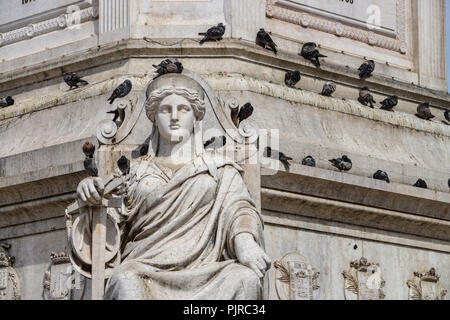 Colonna, posizionare il Rossio, Città Vecchia, Lisbona, Portogallo, Saeule, Rossio-Platz, Altstadt, Lisbona Foto Stock