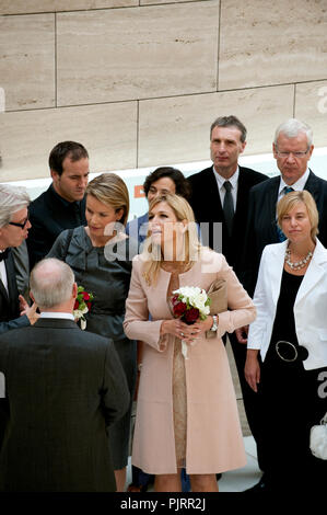 Apertura ufficiale del museo M di Leuven dalla principessa Maxima e la principessa Mathilde (Belgio, 20/09/2009) Foto Stock