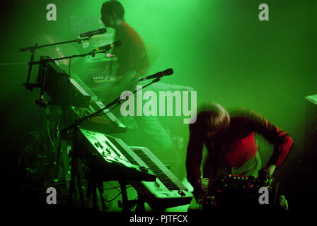 Concerto del norvegese gruppo elettro Royksopp nell'Ancienne Belgique, Bruxelles (Belgio, 22/10/2005) Foto Stock