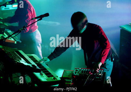 Concerto del norvegese gruppo elettro Royksopp nell'Ancienne Belgique, Bruxelles (Belgio, 22/10/2005) Foto Stock