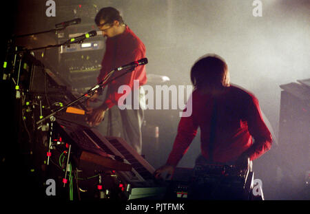 Concerto del norvegese gruppo elettro Royksopp nell'Ancienne Belgique, Bruxelles (Belgio, 22/10/2005) Foto Stock