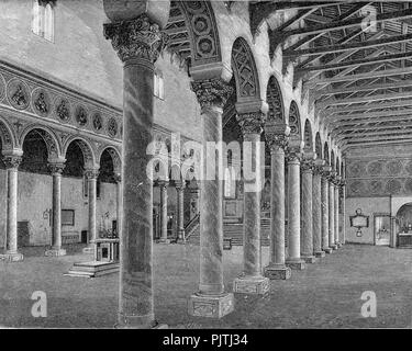 Basilica di SantApollinare in classe L‥99interno visto diagonalmente. Foto Stock