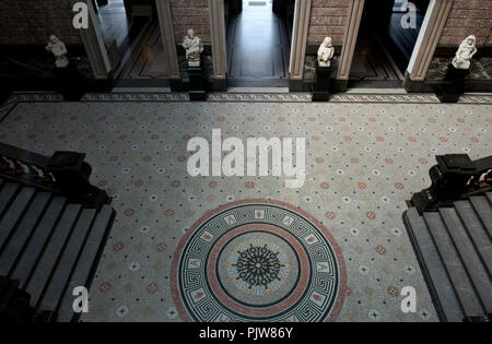 All'interno il Museo Reale di Belle Arti di Anversa (Belgio, 31/07/2008) Foto Stock