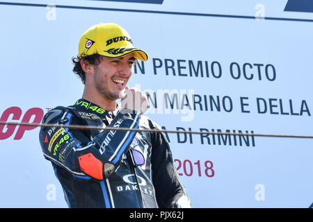 Rimini, Italia. Il 9 settembre 2018. Francesco Bagnaia di Italia e SKY Racing Team VR46 Moto 2 celebra la sua vittoria a fine gara sul podio durante il MotoGP di San Marino e della Riviera di Rimini presso il circuito mondiale Marco Simoncelli a Misano Adriatico il 9 settembre 2018 (foto di Marco Iorio) Credito: marco iorio/Alamy Live News Foto Stock