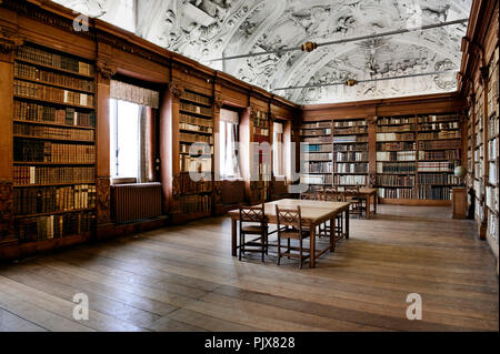 All'interno della biblioteca storica del 'Abdij van Park' Parc Abbey in Heverlee (Belgio, 22/12/2009) Foto Stock
