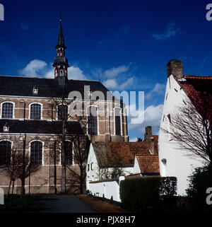 Il beguinage, Convento Beguine a Hoogstraten (Belgio, 29/03/2008) Foto Stock