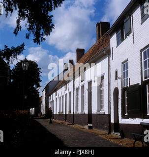 Il beguinage, Convento Beguine a Hoogstraten (Belgio, 29/03/2008) Foto Stock