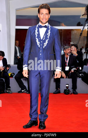 Andrea Dal Corso frequentando il 'Onu persone et son Roi / una nazione, una King' premiere al settantacinquesimo Venice International Film Festival presso il Palazzo del Cinema il 07 settembre 2018 a Venezia, Italia. Foto Stock