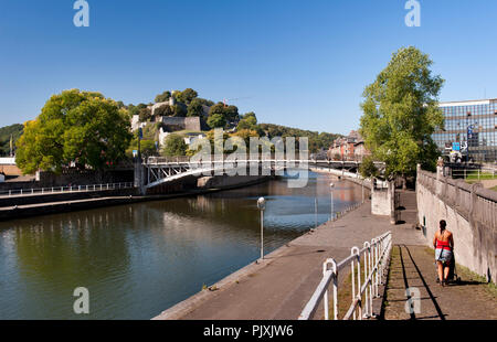 La Boulevard Isabelle Brunell passeggiata lungo il fiume Sambre a Namur (Belgio, 04/09/2013) Foto Stock