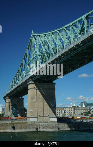 Montreal, Canada, 8 settembre,2018. Ponte di Jacques-Cartier visto da sotto.Credit:Mario Beauregard/Alamy Live News Foto Stock