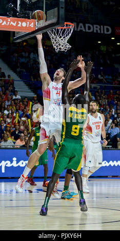 Pau Gasol (Spagna) contro il Senegal. La pallacanestro di Coppa del Mondo 2014 Foto Stock