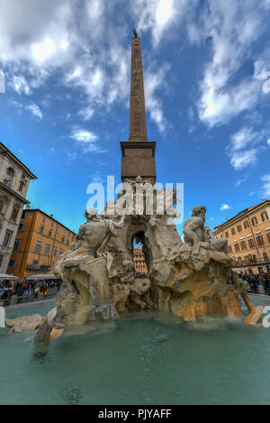 Roma, Italia - 23 Mar 2018: Quattro Fiumi della fontana in Piazza Navona, Roma, Italia, Europa. Foto Stock