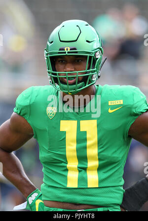 Oregon USA. 8 Sep, 2018. Oregon Ducks linebacker Justin Hollins (11) durante il NCAA Football gioco tra il Portland State Vikings e il Oregon Ducks a Autzen Stadium, Eugene, o. Larry C. Lawson/CSM/Alamy Live News Foto Stock