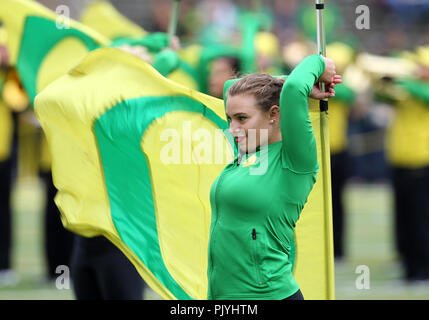 Oregon USA. 8 Sep, 2018. L'Oregon Marching Band esegue prima dell inizio della NCAA Football gioco tra il Portland State Vikings e il Oregon Ducks a Autzen Stadium, Eugene, o. Larry C. Lawson/CSM/Alamy Live News Foto Stock