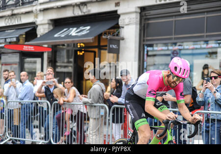 Regents Street, Londra, Regno Unito, 9 settembre 2018. Il tour della Gran Bretagna, Stadio 8 Stadio di Londra. Taylor Phinney, Team EF Education prima Ð Drapac p/b Cannondale sul Regents Street. © David Partridge / Alamy Live News Foto Stock