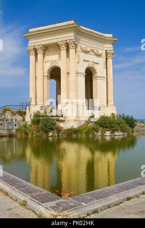 Torre di acqua nel giardino Peyrou in Montpellier Foto Stock