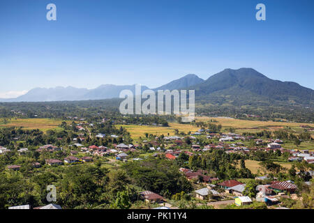 Wae Belang village e poco Mandasawu, il punto più alto sul sull isola di Flores in Indonesia. Foto Stock