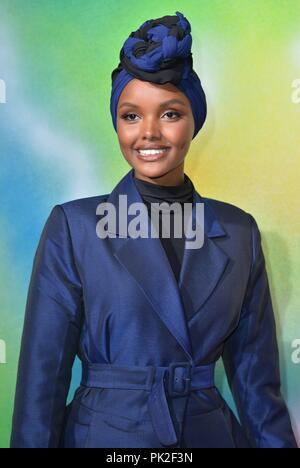 Brooklyn, NY, STATI UNITI D'AMERICA. 9 Sep, 2018. Halima Aden presso gli arrivi per il business della moda 500 Cena di Gala, 1 Hotel Ponte di Brooklyn, Brooklyn, NY, 9 settembre 2018. Credito: Kristin Callahan/Everett raccolta/Alamy Live News Foto Stock