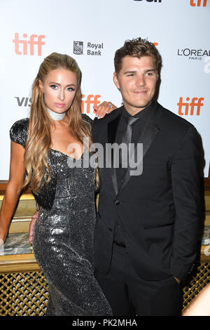 Toronto, Ontario, Canada. Decimo Sep, 2018. PARIS HILTON e CHRIS ZYLKA partecipare a "La morte e la vita di John F. Donovan' premiere durante il 2018 Toronto International Film Festival alla Winter Garden Theatre il 10 settembre 2018 a Toronto in Canada Credit: Igor Vidyashev/ZUMA filo/Alamy Live News Foto Stock