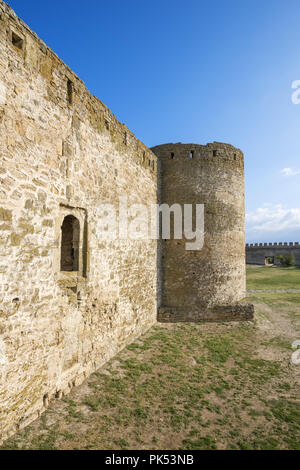 Inattaccabile di mura difensive e towerh della fortezza Akkerman (White Rock fortezza) Foto Stock