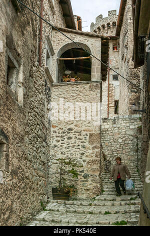 Vicolo di santo Stefano di Sessanio, Abruzzo Foto Stock