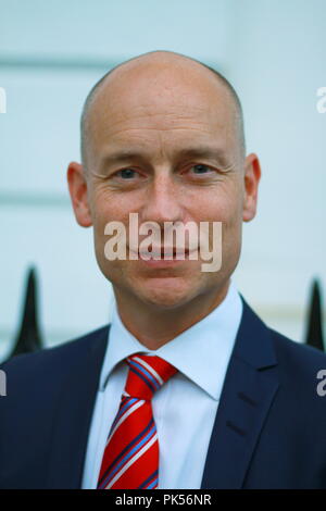 STEPHEN KINNOCK, DEPUTATO. POLITICI BRITANNICI. MANODOPERA. ABERAVON. Foto di Russell Moore. Pagina del portfolio Russell Moore. Foto Stock