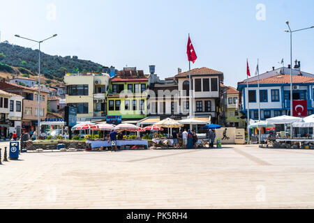 BURSA, TURCHIA - 01 settembre 2018 :: Tirilye è villaggio storico in Mudanya, Bursa. Foto Stock