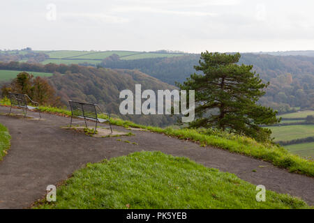 La vista sul fiume Torridge valley da Castle Hill, grande Torrington, North Devon, Inghilterra, Regno Unito. Foto Stock