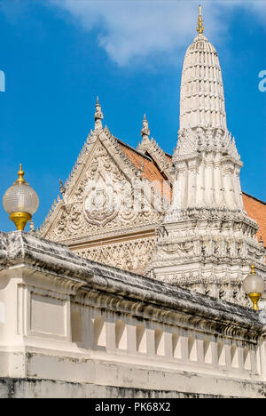 Wat Mahathat Worawihan tempio, Phetchaburi, Thailandia Foto Stock