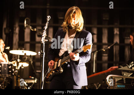 Arctic Monkeys effettuando al London 02 Arena il 9 settembre 2018 Foto Stock