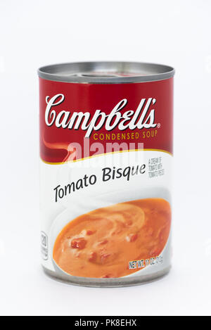 Una lattina di Campbell's Tomato Bisque zuppa Foto Stock