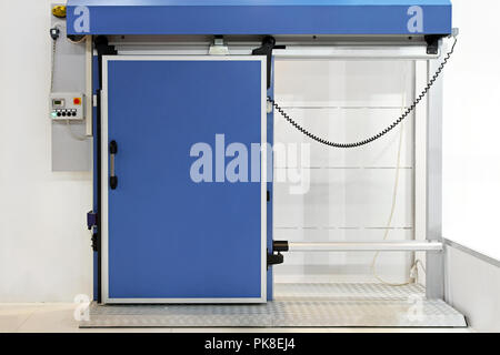 Automated isolato porta blu a reefer frigorifero Foto Stock