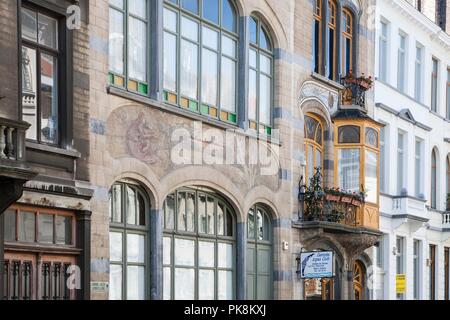 Maison-Atelier Louise de Hem, 15-17 Rue Darwin, Bruxelles, Belgio, (1902-1905), C2014-c2017. Artista: Alan John Ainsworth. Foto Stock