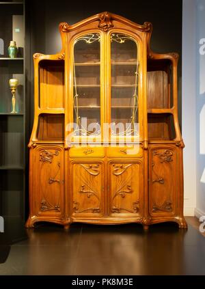 Vitrine per una sala da pranzo, Parigi, Francia, 1899-1900, (2015). Artista: Alan John Ainsworth. Foto Stock