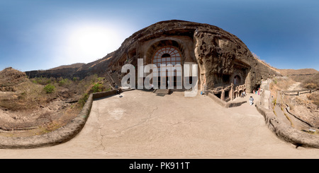 Visualizzazione panoramica a 360 gradi di Cave 17, grotte di Ajanta, Aurangabad