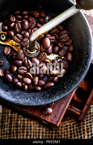 Il caffè. Tazza di caffè turco con zucchero. Caffè vintage Foto Stock