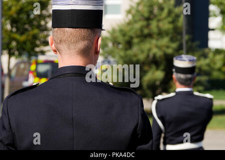 Gendarmeria francese frequentare ufficiale cerimonia militare, Sathonay-Camp, Francia Foto Stock