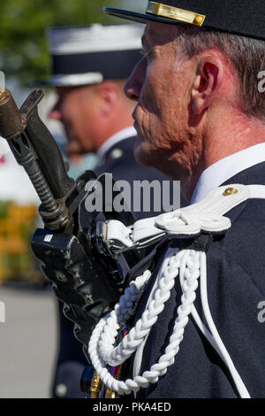 Gendarmeria francese frequentare ufficiale cerimonia militare, Sathonay-Camp, Francia Foto Stock