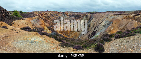 Parys montagna miniera di rame nei pressi di Amlwch sull'isola di Anglesey, Galles del Nord, Regno Unito Foto Stock