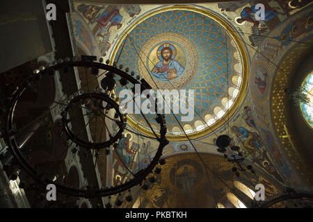 Interno della cupola della Kronstadt Cattedrale navale progettato dall architetto russo Vasily Kosyakov e costruito nel 1903-1913 a Kronstadt vicino a San Pietroburgo, Russia. Foto Stock