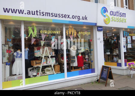 Negozio di carità a Bexhill-on-Sea, Regno Unito Foto Stock